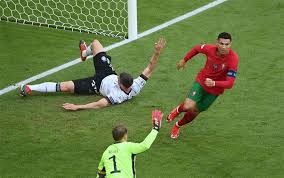 Đây là thông tin mà cả bồ đào nha và pháp cần phải đặc biệt chú ý bởi cả 2 đội đều có những cầu thủ đang đứng trước nguy cơ phải nghỉ ở trận đấu kế tiếp. Npy Tneznbrvym