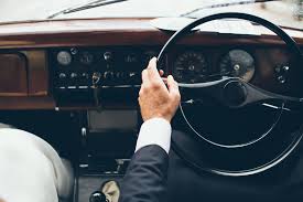 Car porter job description template. Porter Job Description Sample Template Ziprecruiter