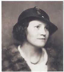 Mary Emma Arnold Porth (1912-2000)