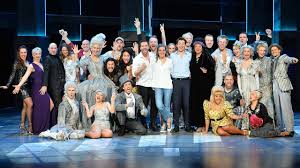 Es war ein wirklich unterhaltsamer abend mit sam, molly und oda mae. Ghost Das Musical Feiert Premiere In Stuttgart Youtube