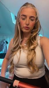 Ella Beaver's Instagram, Twitter & Facebook