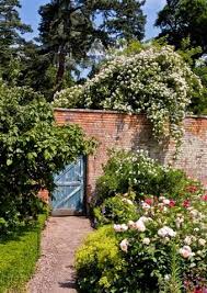 Pin By Shelley De Graaf On Front Porch And Garden Garden Entrance Garden Gates And Fencing Garden Wall