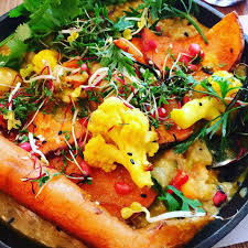 A lacto ovo vegetarian diet mainly consists of vegetables, fruit, grains, legumes, nuts, seeds, eggs, and dairy products. Spreegold Berlin Restaurant Happycow