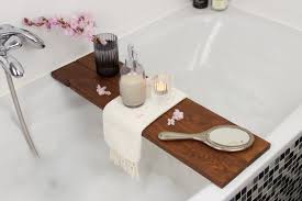 Cosmic up grade freistehende badewanne mit ablage 80 x 200cm. Diy Badenwannenablage Aus Holz Einfach Selber Bauen Diycarinchen Diy Blog