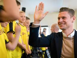 This was 100% of all the recorded piszczek's in the usa. Lukasz Piszczek Dopial Swego Borussia Dortmund Otwiera Akademie Na Slasku