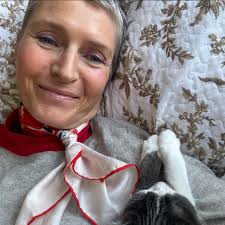 Keeping US cell service in Peru?