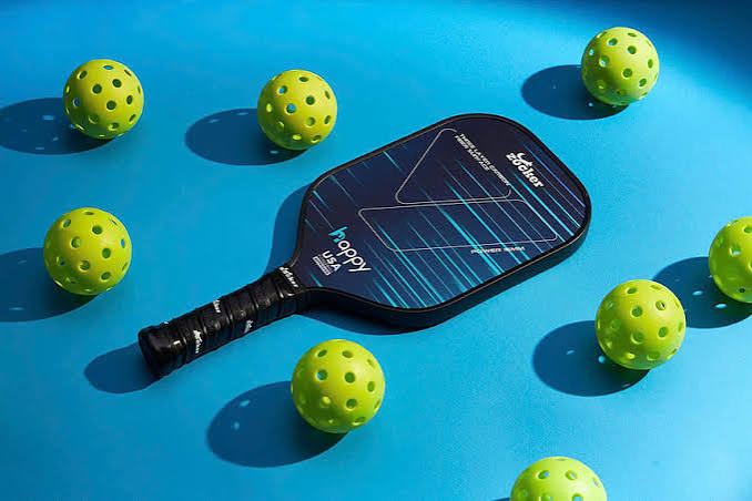 Dụng cụ chơi pickleball