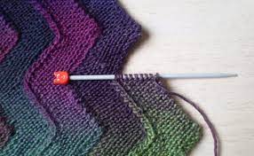 Has written about zig zag stitches in details to answer you. Ten Stitch Knitted Zigzag Throw Free Knitting Pattern