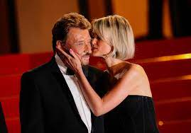 Video video related to laeticia hallyday, johnny's wife: Johnny Et Laeticia Hallyday L Histoire D Une Passion Elle