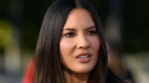 Celebrities Like Olivia Munn, Ariana Grande, and Justin Bieber Really  Couldn't Take Criticism This Week