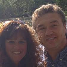 Would very much love to connect with persons familiar with Papa Hungary or  know people from this town. My father was born in Papa, the youngest of 9  siblings. His parents, Joseph