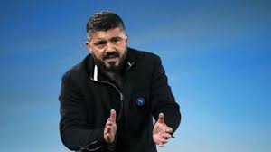 Monica romano è la moglie di gennaro gattuso, e dal 1997 lei e l'allenatore hanno costruito insieme un'intera vita. Gennaro Gattuso Avete Mai Visto La Moglie Bellissima Foto