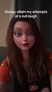 Kelly Brode's Instagram, Twitter & Facebook