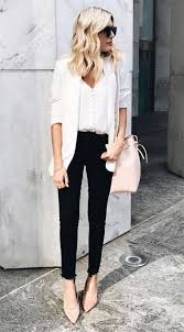 15 Business Casual Outfit Ideen Fur Die Arbeit Street Style Professional Work Outfit Chic Business Casual Work Fashion