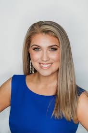 Kellie Logan's Instagram, Twitter & Facebook