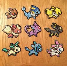 Sprites De Pokemon Eeveelution Super Mignons Fait A La Main A L Aide De Perles Hama Il Suffit De Selectionner Hama Beads Pokemon Perler Bead Art Hama Beads