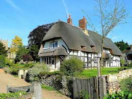 Chocolate Box Cottage Ashton Under Hill Geograph Org Uk 1482850 Cottage Wikipedia Thatched Cottage Country Cottage Decor English Cottage Style