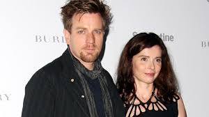 The news comes after mary elizabeth an insider claimed that mavrakis is sure that mcgregor and winstead were together before he made the confession to her. Ewan Mcgregor Seine Frau Eve Mavrakis Glaubt An Eine Heimliche Affare
