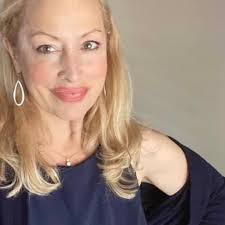 Featured Friday Filmmaker with Katie O'Regan" Rachel and David Storlie (TV  Episode 2020)