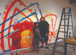 Art Gallery Pop Chalee Cowboys And Indians Magazine A collection of artists in london who called themselves the independent group met to discuss the role of mass culture, found objects, science, and technology in.