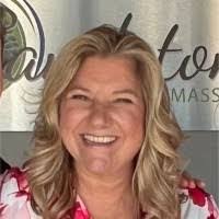 Sandra Horne's Instagram, Twitter & Facebook