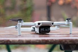 Mavic mini comes equipped with a 360° propeller guard that fully protects the propellers and the dji fly app gives users integrated access to skypixel, a social media platform for users to share their. Dji Mavic Mini Announced A 399 Ultra Light Drone That Doesn T Need Faa Registration The Verge