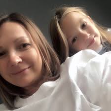 Elizabeth (@elizabeth.click) • Instagram photos and videos