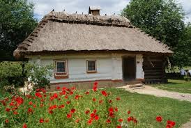 Українські традиції, звичаї та обряди, пов'язані з житлом