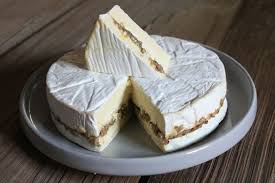 Brie A La Brunoise De Champignons A La Truffe D Ete Truffe Recette Recette Dessert Recette Fromage