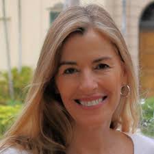 Kathy Cottrell's Instagram, Twitter & Facebook