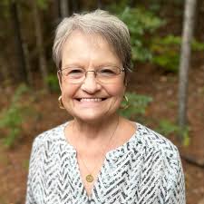 Hey fam, I am very proud of my cousins in Laurel, MS. I'm asking my  supporters to please subscribe to her YouTube Channel and watch her NEW  YouTube series, Ms Pearl's Diner.