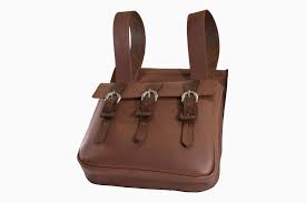 He was the lead candidate of the national rally in the 2019 european parliament election in france. Fahrradtasche Aus Leder Fur Das Sattle Barbella Organge Sattle Vollig In Italien Hand Realiziert Die Fahrradtasche Ist Praktis