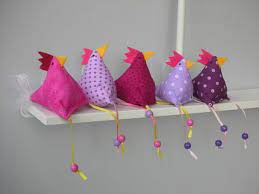 Mit ostern feiern die christen auf der ganzen welt die wiederauferstehung jesu am dritten tag nach seinem tod. 5 Huhner Huhn Basteln Fruhling Ostern Basteln Osterdeko