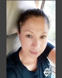 Julie Rainwater's Instagram, Twitter & Facebook