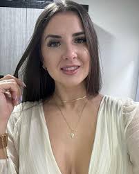 Older men and younger women community interactions