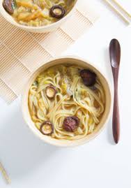 Ma Soupe Miso Aux Tagliatelles De Riz Et Legumes Coquelicot Basilic Soupe Miso Tagliatelles Manger Sainement