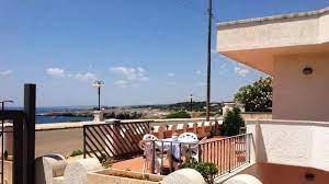 Gli appartamenti si trovano a circa 1 km di distanza dal santuario di santa maria di leuca (raggiungibile facilmente tramite la strada litoranea). Appartamento Sul Mare In Santa Maria Di Leuca Tripadvisor Holiday Home In Santa Maria Di Leuca