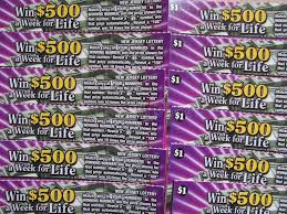 Maybe you would like to learn more about one of these? 15 Rasguno De La Loteria 2 De Nj Que Gana Del Boleto Nj Los E E U U Fotografia Editorial Imagen De Brillante Columna 136006077
