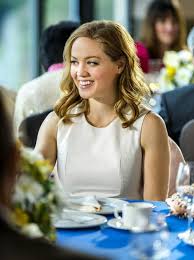 A la recherche de l'homme parfait est un film réalisé par michael lehmann avec diane keaton, mandy moore. A La Recherche De L Homme Ideal My Boyfriends Dogs Le Telefilm