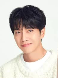 Lee Seung Gi kết hôn: tin tức, hình ảnh, video, bình luận mới nhất