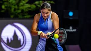 Emma Raducanu breezes into Transylvania Open semis in straight sets