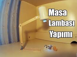 Kullanılan malzemelere ve evin yapılışı tekniğine baktığımızda çok yaratıcı bir ev maketi eğer okul ödevi için amacınız şato ya da ev maketi yapmaksa o zaman gece lambası değil evin maketini yapabilirsiniz. Masa Lambasi Yapimi By Ayhan Aksu