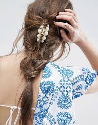 7 Easy Claw Clip Hairstyles Purewow