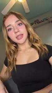 Camille Hoekstra's Instagram, Twitter & Facebook