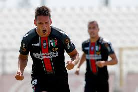 1/2 means in the end of the first half palestino will be leading but the match will end cobresal winning. Palestino Vence A Un Cobresal Que Sigue Complicado En La Tabla La Tercera