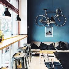 Cafe Kraft Berlin Prenzlauer Berg Perfekt Zum Durchatmen Sehr Guter Kaffee Und Ein Leeres Cafekraft Weiter G Home Decor Coffee Guide Home Decor Decals