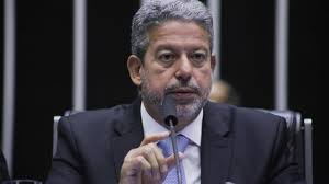 Lira, do PP, se reúne com vice-presidente do União Brasil para formar  "super" Centrão em governo Lula