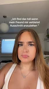 Lea Lilly's Instagram, Twitter & Facebook