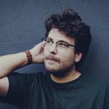 Das Jazz-Trio BadBadNotGood kehrt mit seinem sechsten Album „Mid Spiral“  zurück zu seinen Wurzeln.