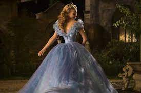 Lily james' foot was cgi'd into glass slipper in 'cinderella' lily james is red hot while attending the photo call for her latest film cinderella on wednesday (february 18) in milan, italy. Behind The Making Of Cinderella S Glass Slipper Shoe Doesn T Fit Cinderella Behind The Scenes Videos